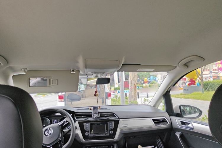 Used Volkswagen Touran 2016 Touran L 280TSI DSG Style Edition Headliner