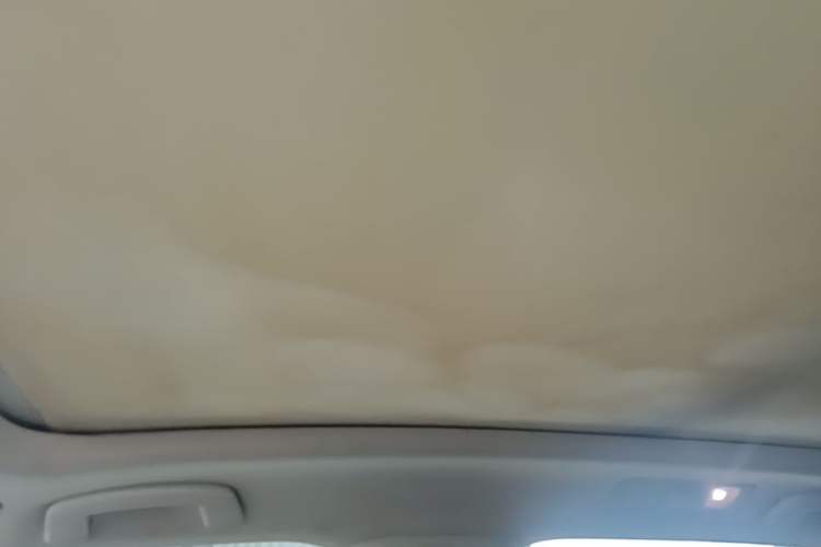 Used Volkswagen Touran 2016 Volkswagen Touran L 280TSI DSG Comfort Edition Headliner