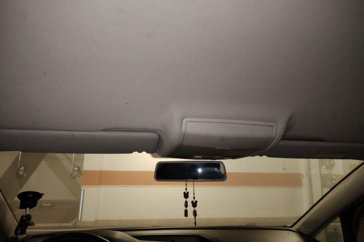 Used Volkswagen Touran 2016 Volkswagen Touran L 280TSI Manual Trend Edition Headliner