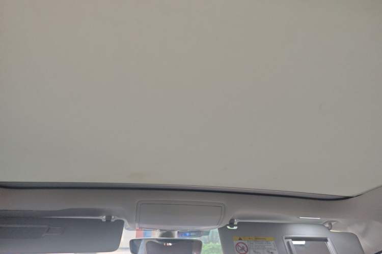 Used Volkswagen Touran 2016 Volkswagen Touran L 280TSI DSG Comfort Edition Headliner