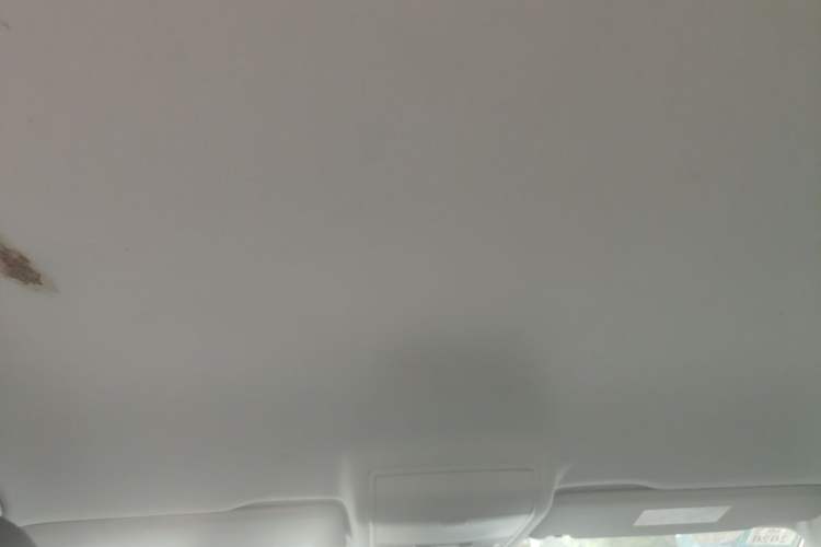 Used Volkswagen Touran 2016 Volkswagen Touran L 280TSI Manual Trend Edition Headliner
