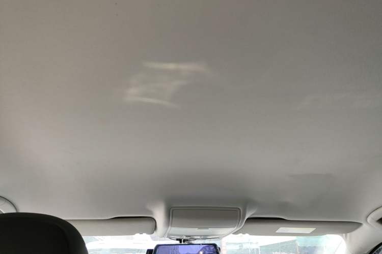 Used Volkswagen Touran 2016 Volkswagen Touran L 280TSI DSG Comfort Edition Headliner