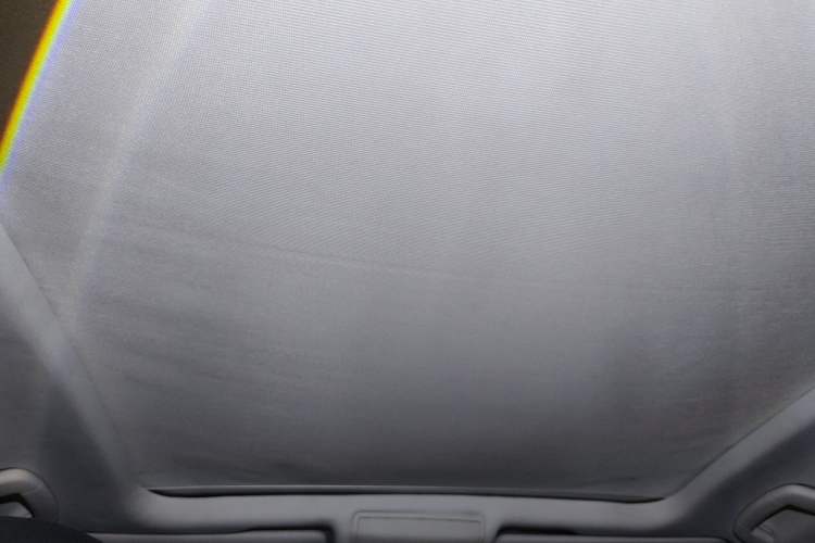 Used Volkswagen Touran 2016 Volkswagen Touran L 280TSI DSG Comfort Edition Headliner