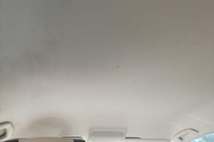 Used Volkswagen Touran 2016 Volkswagen Touran L 280TSI Manual Trend Edition Headliner