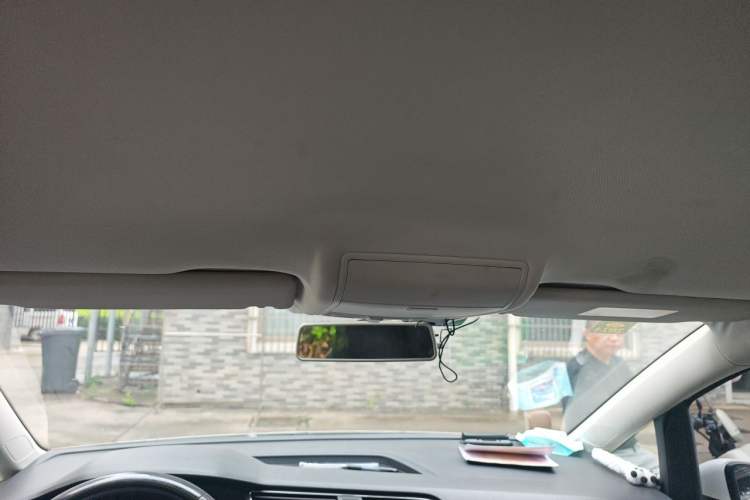 Used Volkswagen Touran 2016 Touran L 280TSI DSG Style Edition Headliner