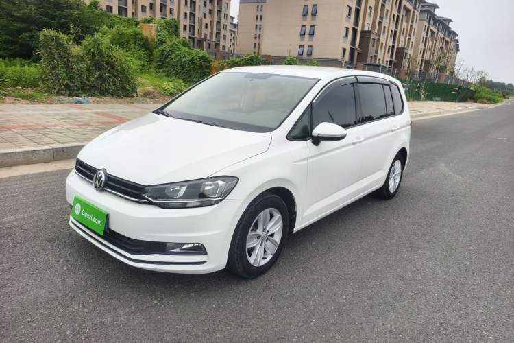Used Volkswagen Touran 2016 Volkswagen Touran L 280TSI Manual Trend Edition Guazi used car, China used car export, Used car for sale, Used cars, Cheapest cars for sale