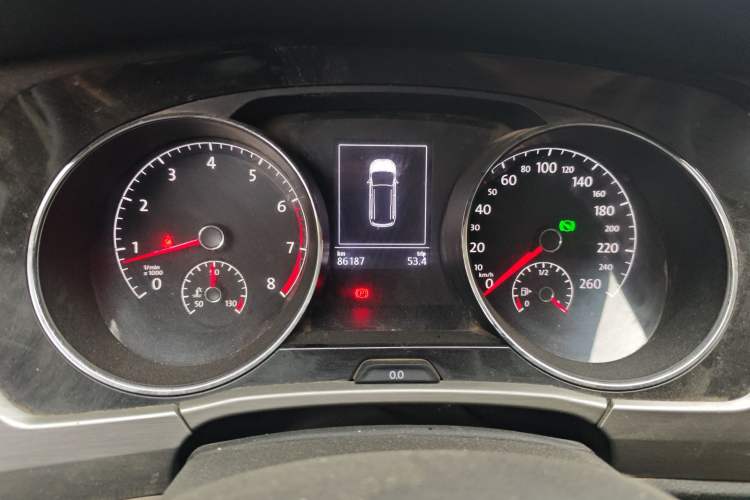 Used Volkswagen Touran 2016 Volkswagen Touran L 280TSI DSG Comfort Edition Instrument Cluster