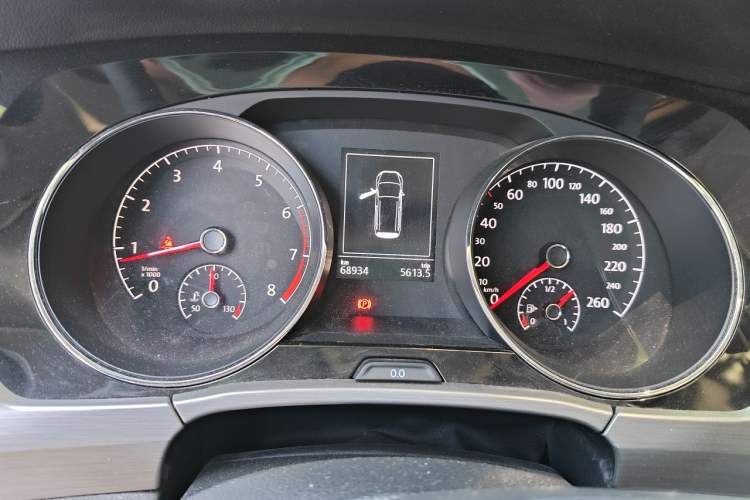 Used Volkswagen Touran 2016 Volkswagen Touran L 280TSI DSG Comfort Edition Instrument Cluster