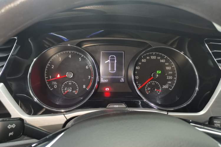 Used Volkswagen Touran 2016 Volkswagen Touran L 280TSI DSG Comfort Edition Instrument Cluster