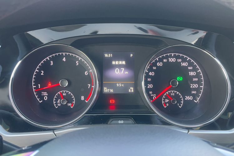 Used Volkswagen Touran 2016 Volkswagen Touran L 280TSI DSG Luxury Edition Instrument Cluster