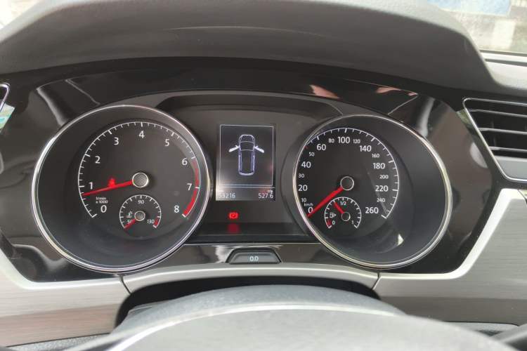 Used Volkswagen Touran 2016 Volkswagen Touran L 280TSI DSG Comfort Edition Instrument Cluster