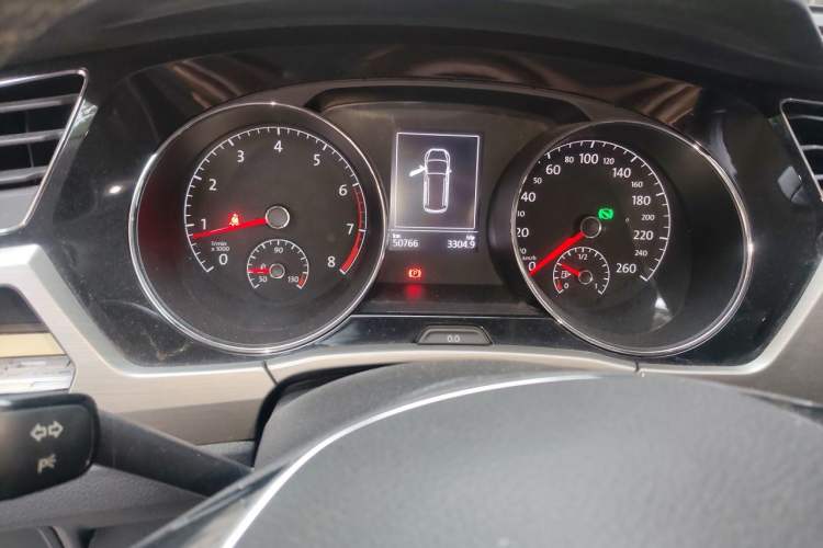 Used Volkswagen Touran 2016 Volkswagen Touran L 280TSI DSG Comfort Edition Instrument Cluster