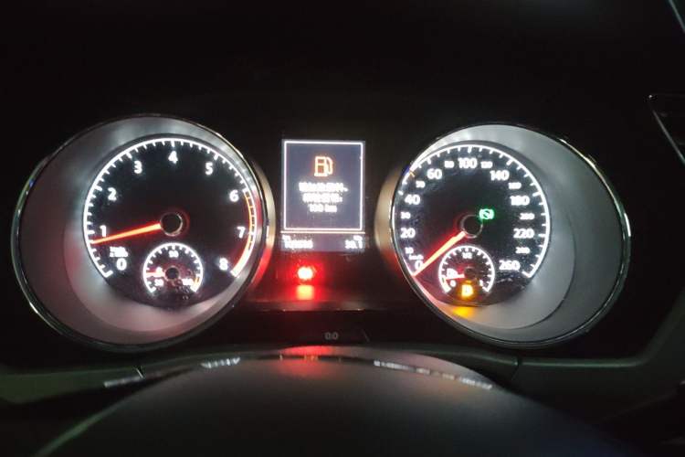 Used Volkswagen Touran 2016 Volkswagen Touran L 280TSI DSG Luxury Edition Instrument Cluster