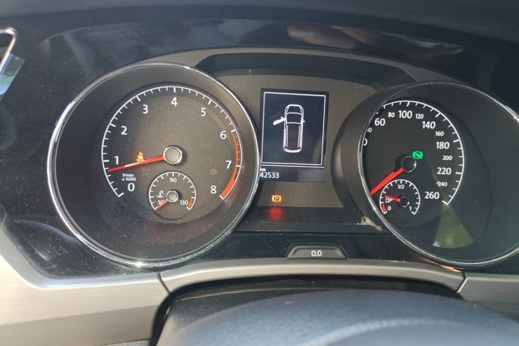 Used Volkswagen Touran 2016 Volkswagen Touran L 280TSI DSG Comfort Edition Instrument Cluster