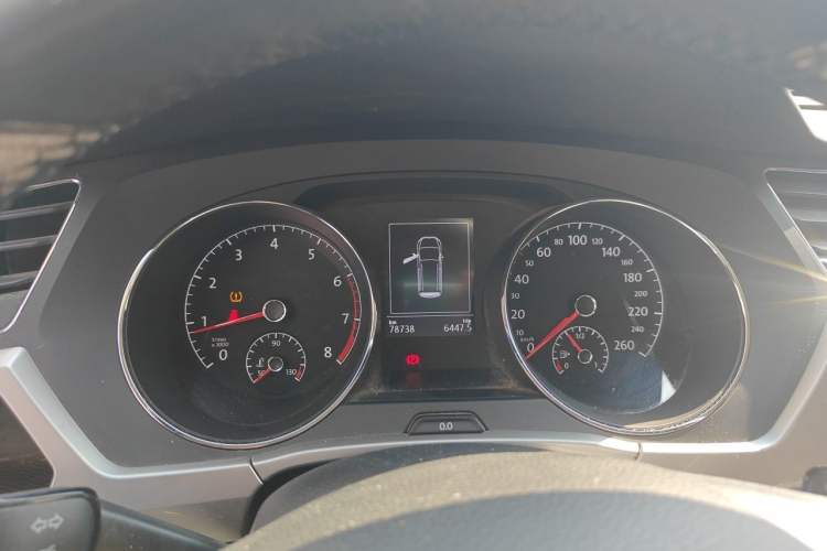 Used Volkswagen Touran 2016 Volkswagen Touran L 280TSI Manual Trend Edition Instrument Cluster