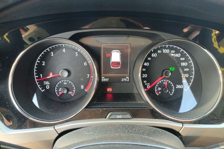 Used Volkswagen Touran 2016 Volkswagen Touran L 280TSI DSG Luxury Edition Instrument Cluster