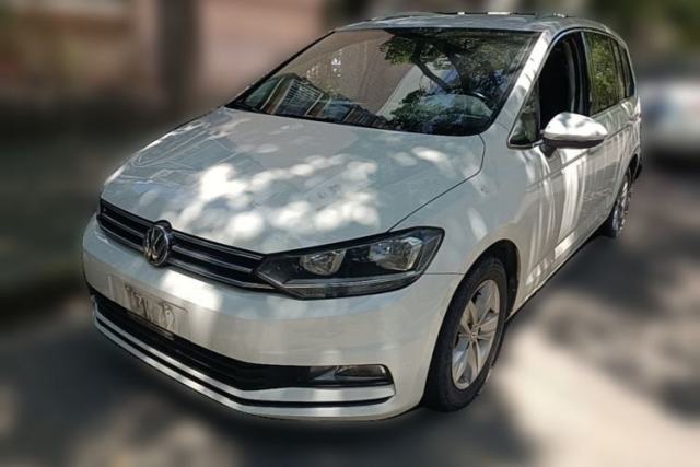 Used Volkswagen Touran 2016 Volkswagen Touran L 280TSI Manual Trend Edition