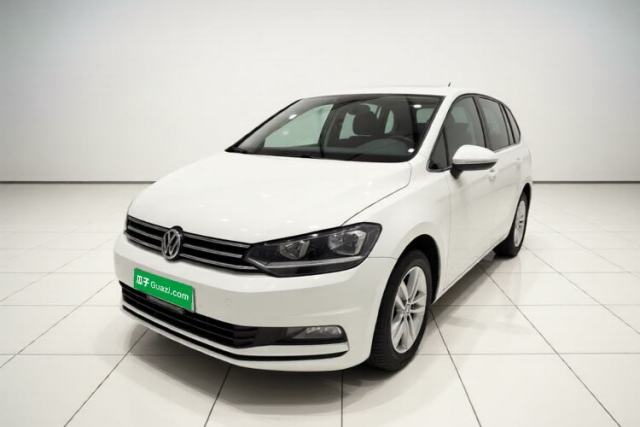 Ojetý Volkswagen Touran 2016 Volkswagen Touran L 280TSI Manual Trend Edition