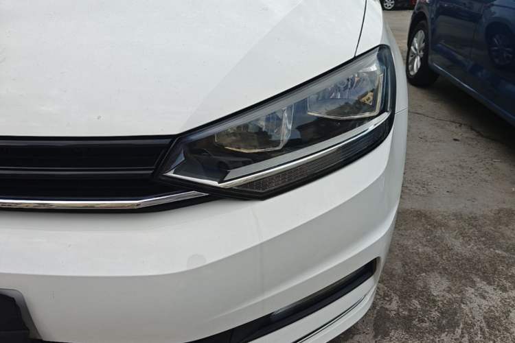 Used Volkswagen Touran 2016 Volkswagen Touran L 280TSI DSG Comfort Edition Left Front Headlight