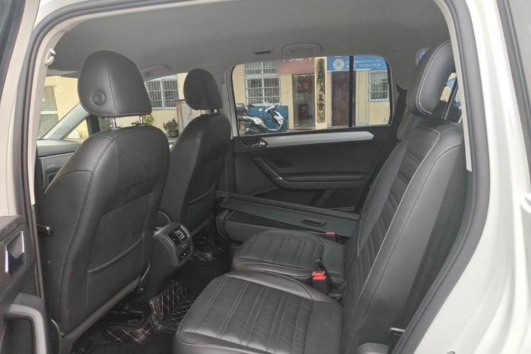 Used Volkswagen Touran 2016 Volkswagen Touran L 280TSI DSG Comfort Edition Left Rear Seat