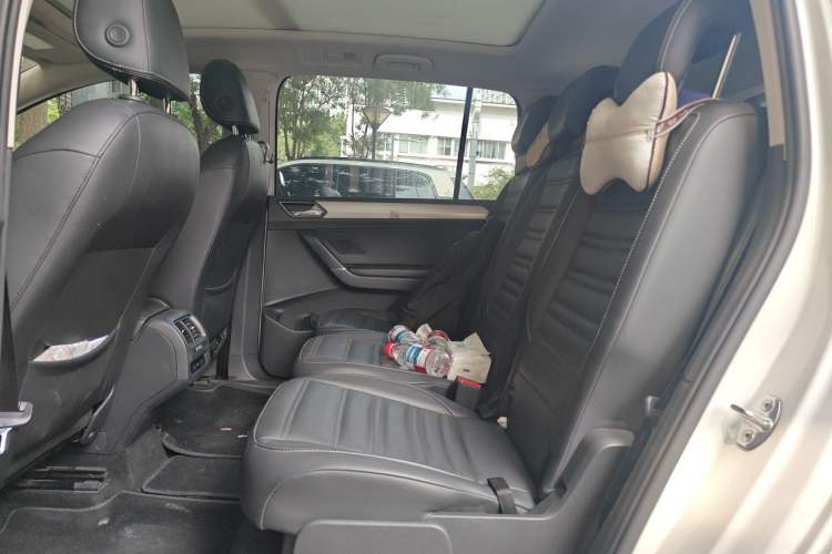 Used Volkswagen Touran 2016 Volkswagen Touran L 280TSI DSG Comfort Edition Left Rear Seat