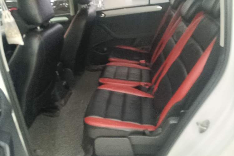 Used Volkswagen Touran 2016 Volkswagen Touran L 280TSI Manual Trend Edition Left Rear Seat