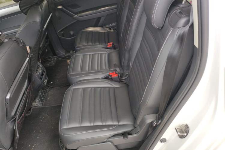 Used Volkswagen Touran 2016 Volkswagen Touran L 280TSI DSG Comfort Edition Left Rear Seat