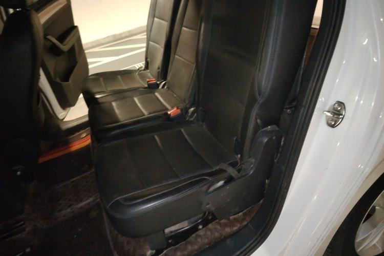 Used Volkswagen Touran 2016 Volkswagen Touran L 280TSI Manual Trend Edition Left Rear Seat