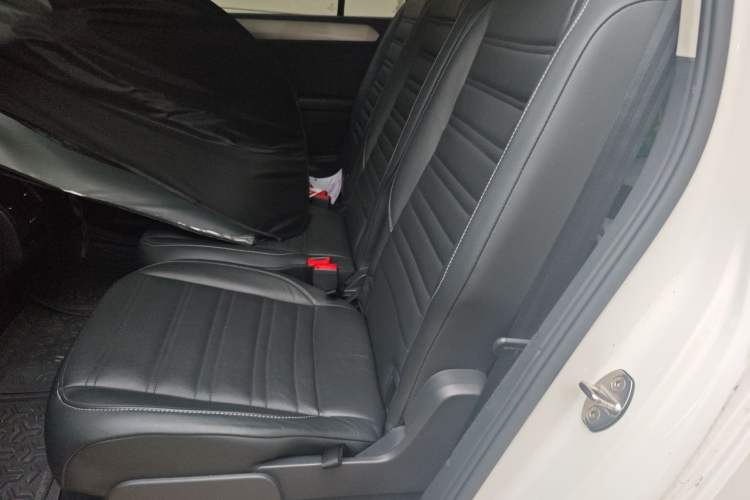 Used Volkswagen Touran 2016 Volkswagen Touran L 280TSI DSG Comfort Edition Left Rear Seat