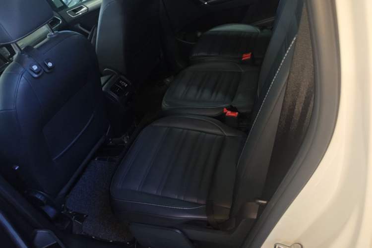 Used Volkswagen Touran 2016 Volkswagen Touran L 280TSI DSG Comfort Edition Left Rear Seat