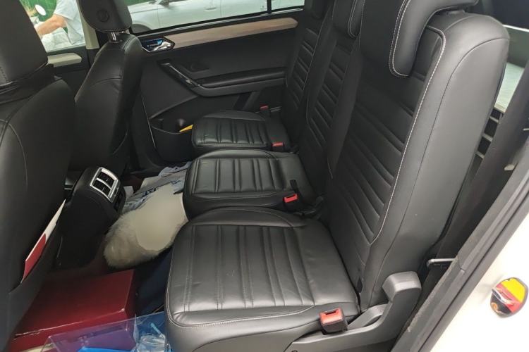 Used Volkswagen Touran 2016 Volkswagen Touran L 280TSI DSG Comfort Edition Left Rear Seat