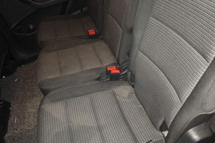 Used Volkswagen Touran 2016 Touran L 280TSI DSG Style Edition Left Rear Seat