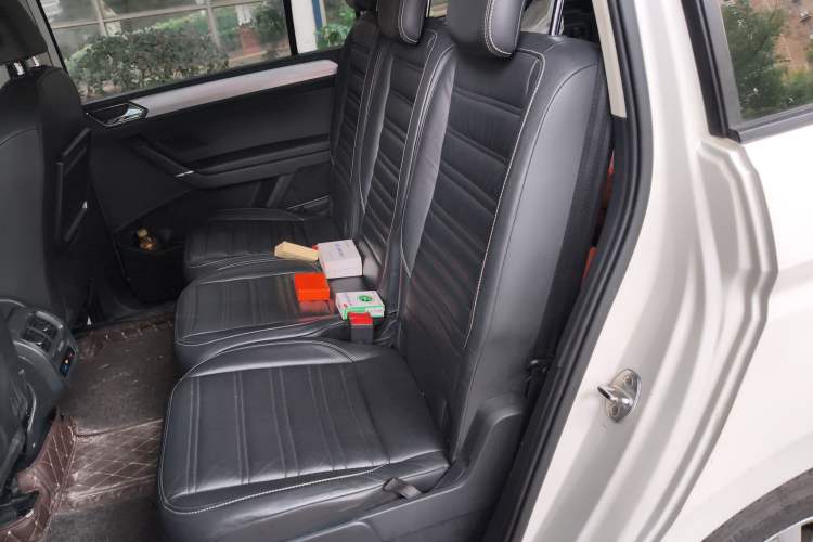 Used Volkswagen Touran 2016 Volkswagen Touran L 280TSI DSG Comfort Edition Left Rear Seat