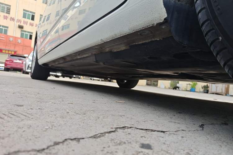 Used Volkswagen Touran 2016 Volkswagen Touran L 280TSI DSG Comfort Edition Left Side Sill