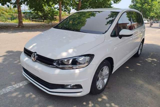 Used Volkswagen Touran 2016 Volkswagen Touran L 280TSI Manual Trend Edition