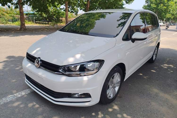 Used Volkswagen Touran 2016 Volkswagen Touran L 280TSI Manual Trend Edition Guazi used car, China used car export, Used car for sale, Used cars, Cheapest cars for sale