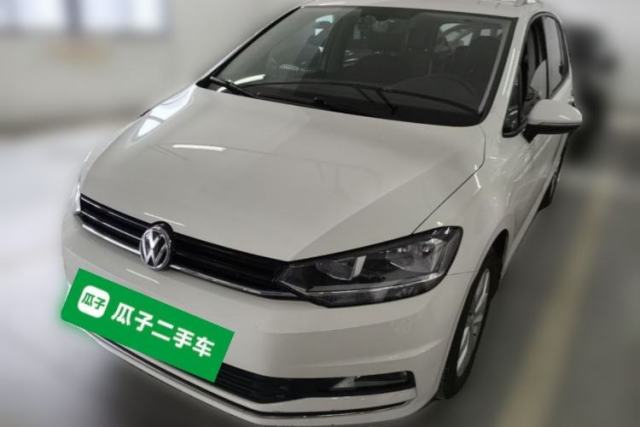 Ojetý Volkswagen Touran 2016 Volkswagen Touran L 280TSI DSG Comfort Edition
