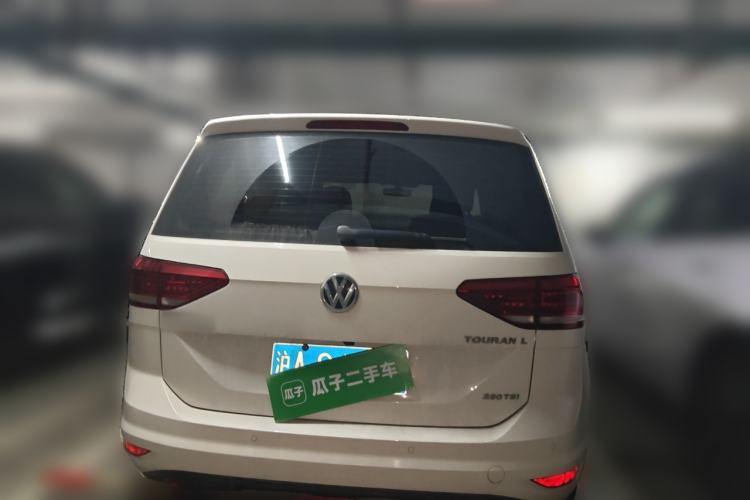 Used Volkswagen Touran 2016 Volkswagen Touran L 280TSI DSG Comfort Edition Rear