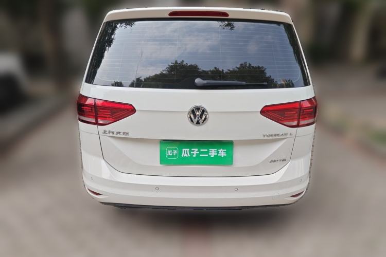 Used Volkswagen Touran 2016 Volkswagen Touran L 280TSI DSG Comfort Edition Rear