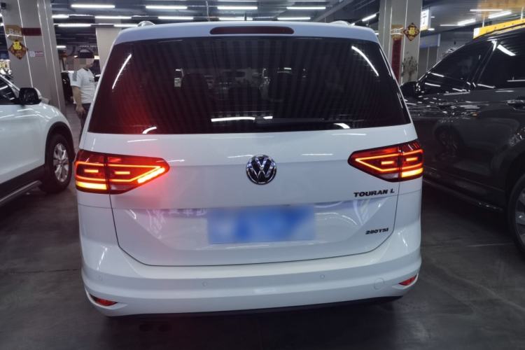 Used Volkswagen Touran 2016 Volkswagen Touran L 280TSI DSG Comfort Edition Rear