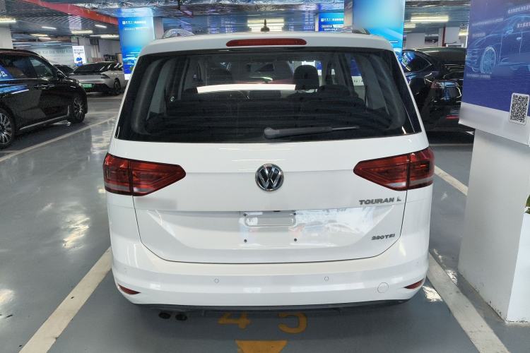 Used Volkswagen Touran 2016 Volkswagen Touran L 280TSI DSG Comfort Edition Rear