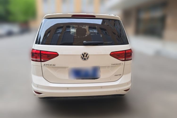 Used Volkswagen Touran 2016 Volkswagen Touran L 280TSI Manual Comfort Edition Rear