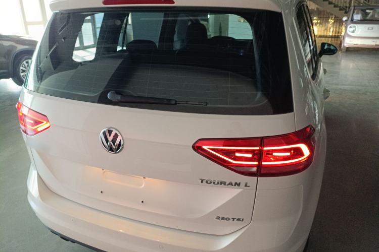 Used Volkswagen Touran 2016 Volkswagen Touran L 280TSI DSG Comfort Edition Rear