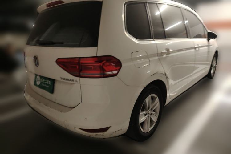 Used Volkswagen Touran 2016 Volkswagen Touran L 280TSI Manual Trend Edition Rear