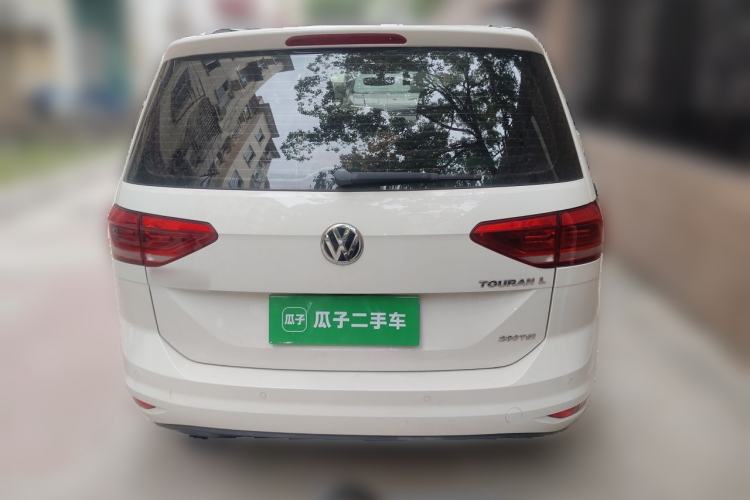Used Volkswagen Touran 2016 Volkswagen Touran L 280TSI DSG Comfort Edition Rear