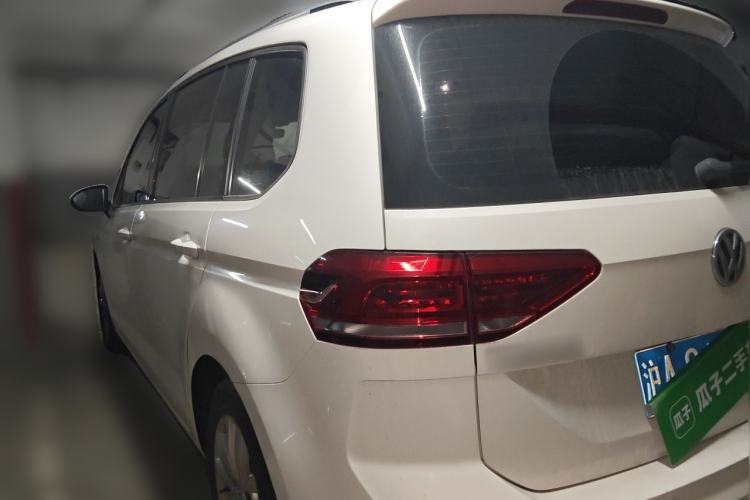 Used Volkswagen Touran 2016 Volkswagen Touran L 280TSI DSG Comfort Edition Rear Left 45 Deg