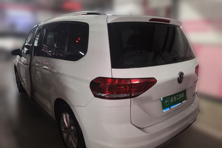 Used Volkswagen Touran 2016 Volkswagen Touran L 280TSI DSG Comfort Edition Rear Left 45 Deg