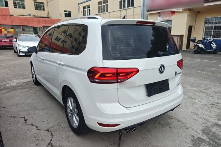 Used Volkswagen Touran 2016 Volkswagen Touran L 280TSI DSG Comfort Edition Rear Left 45 Deg