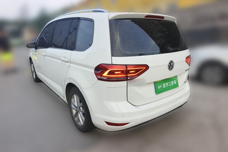 Used Volkswagen Touran 2016 Volkswagen Touran L 280TSI DSG Comfort Edition Rear Left 45 Deg