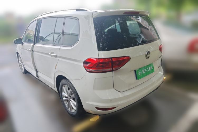 Used Volkswagen Touran 2016 Volkswagen Touran L 280TSI DSG Comfort Edition Rear Left 45 Deg